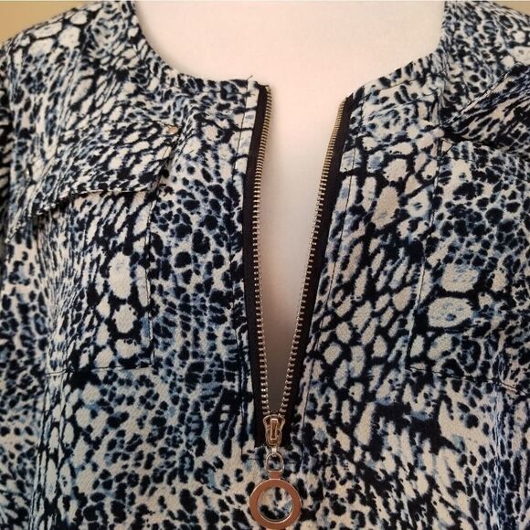 NWT! Cathy Daniels 3/4 Sleeve Zip Neckline Top Med - Picture 6 of 13